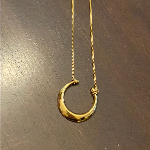 Stella & Dot Gold like Crescent Necklace. - Picture 2 of 5